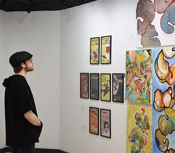 Printmaking-in-gallery_600x525.jpg