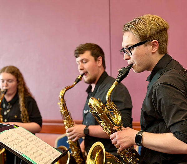 Music-at-Celebration-600x525.jpg