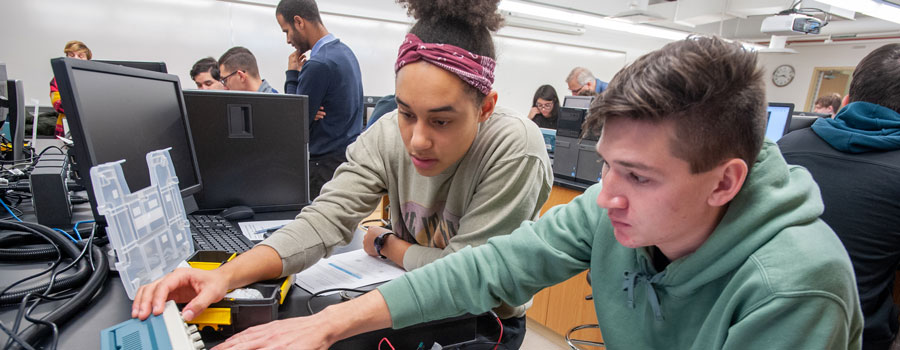 engineering students at the university of akron