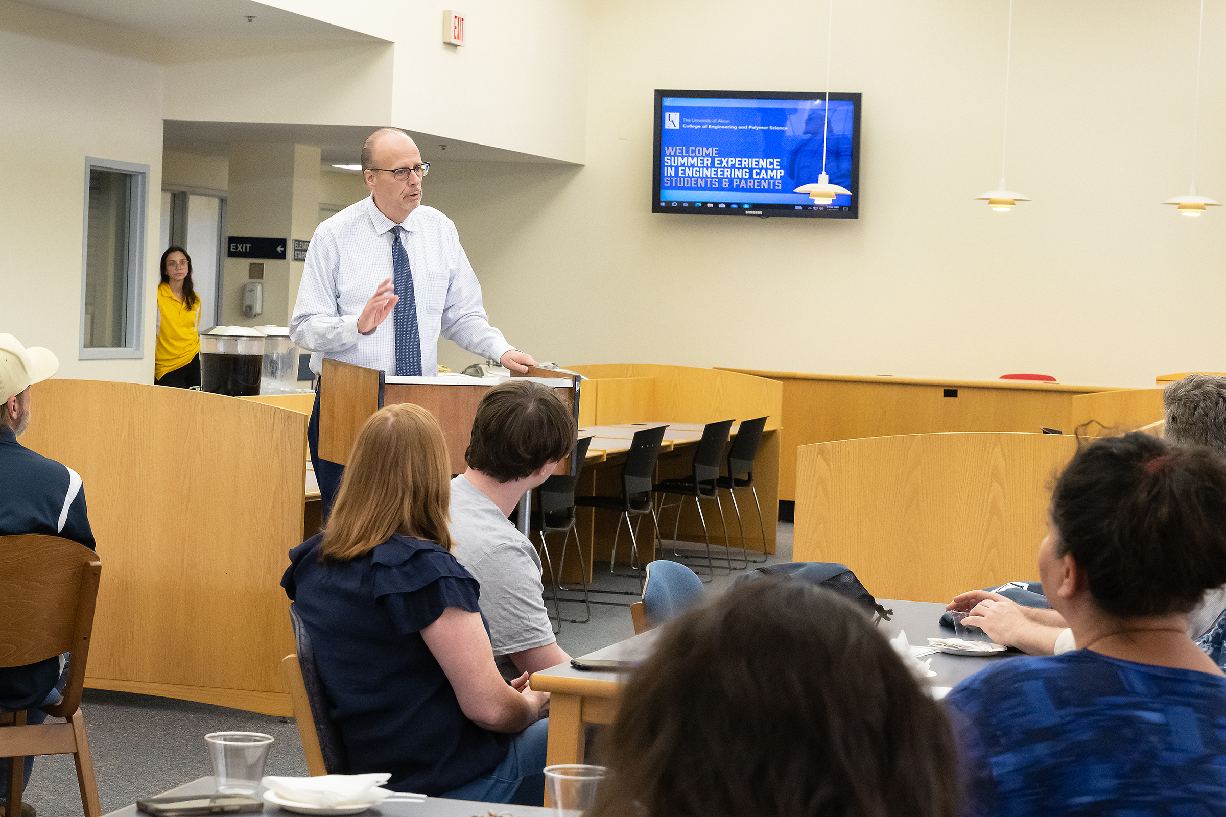 Dean Menzemer speaks with the campers and their parents at the awards banquet held in the Resource and Success Center.