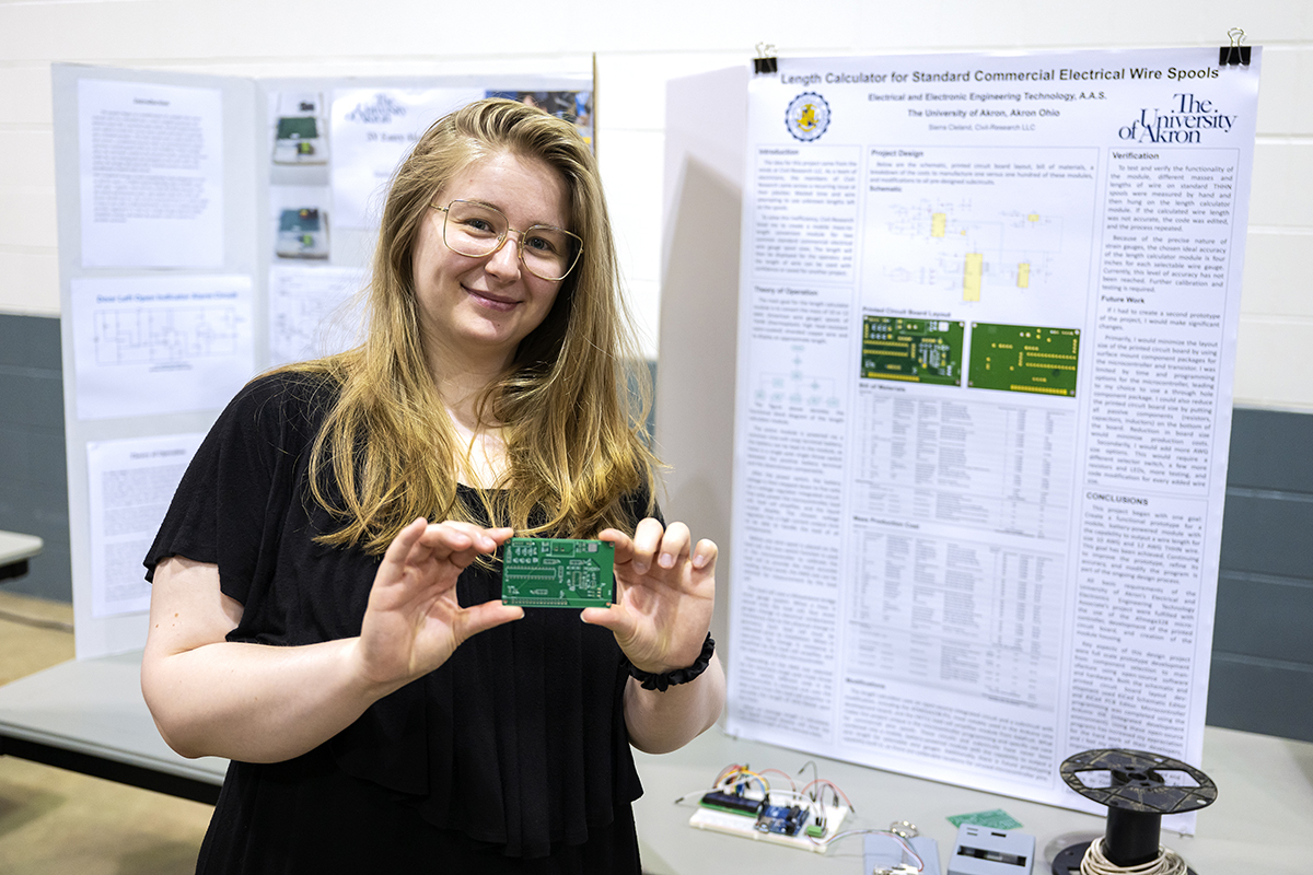 CEPS-SeniorDesignDay-041626-12.jpg
