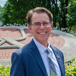 Dr. Peter Pfordresher headshot