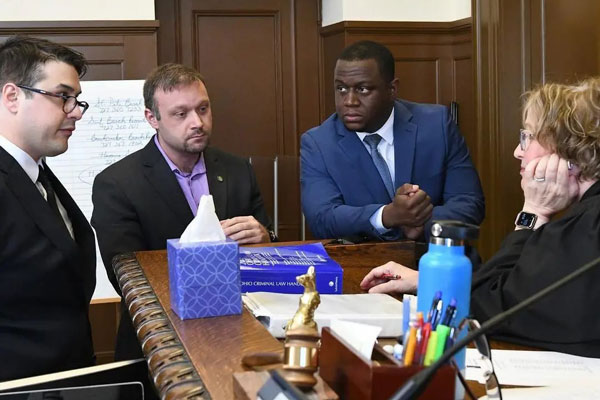 Law studentss and Akron law faculty at The University of Akron School of Law